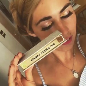 Special lashes with natural hair 💗